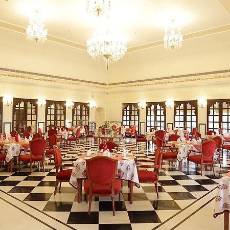 Laxmi Palace Heritage Hotel Dausa Buitenkant foto
